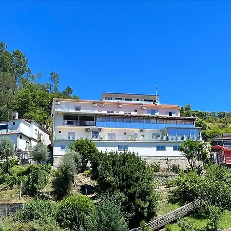Casa de hóspedes Por Do Sol Gerês